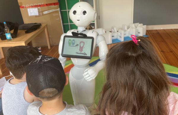 Social robots in preschool settings