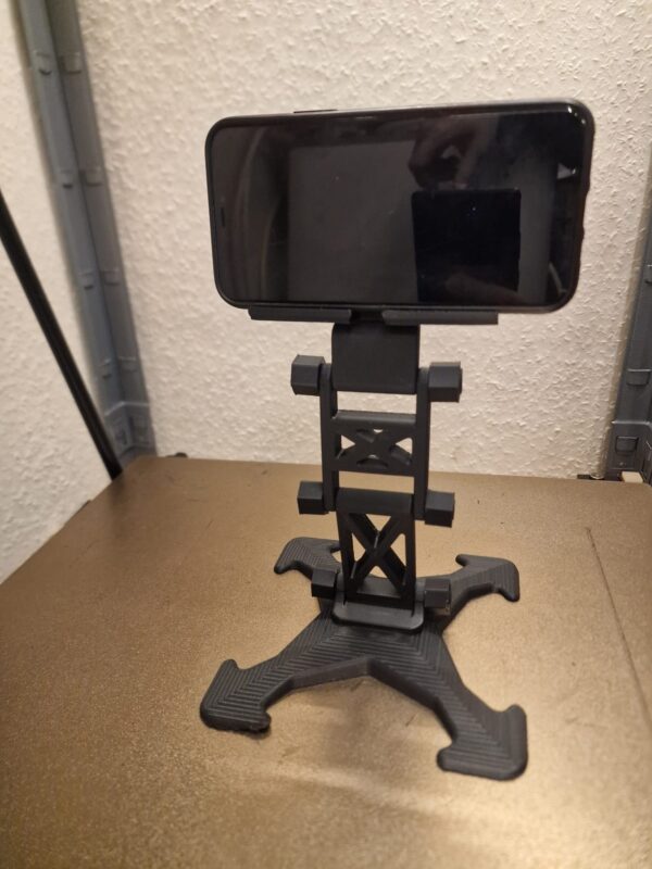 Gruppe 11: Smartphone-Stand