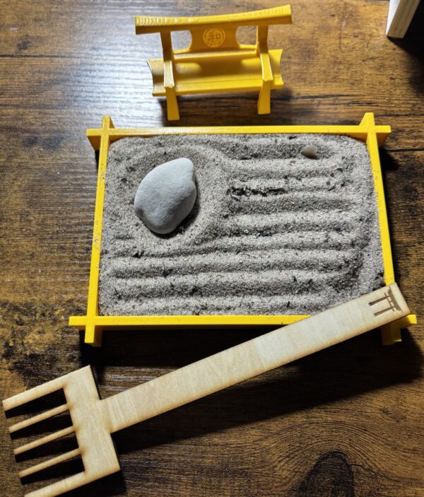 Gruppe 9: Mini Zen-Garten